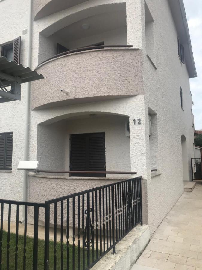 Apartment Franko 波雷奇 外观 照片